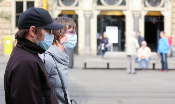 Γερμανία: Ξεπέρασαν τους 90.000 οι θάνατοι από κοροναϊό – Πάνω από 3,7 εκατ. κρούσματα