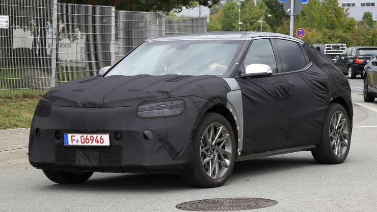 Genesis GV60: Ένα νέο ηλεκτρικό SUV γεννιέται