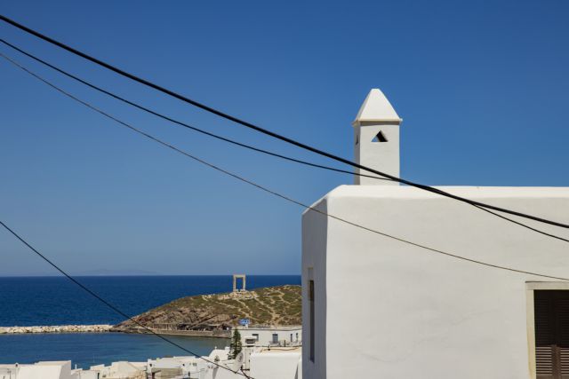 Daily Telegraph: Η Νάξος πληροί τις προϋποθέσεις ώστε να βρεθεί στην κορυφή των επιλογών των Βρετανών ταξιδιωτών