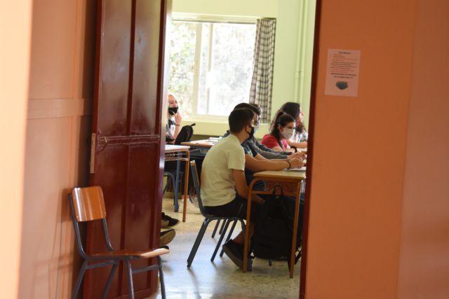 Κεραμέως: Χωρίς οικονομικά κίνητρα η αξιολόγηση εκπαιδευτικών – Τι είπε για την Πανεπιστημιακή αστυνομία