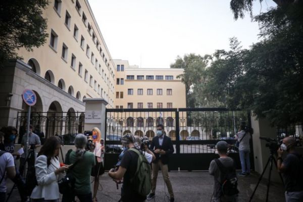 Μονή Πετράκη: Το προφίλ του δράστη – «Βρήκαν στο σπίτι του σύριγγες και ναρκωτικά»
