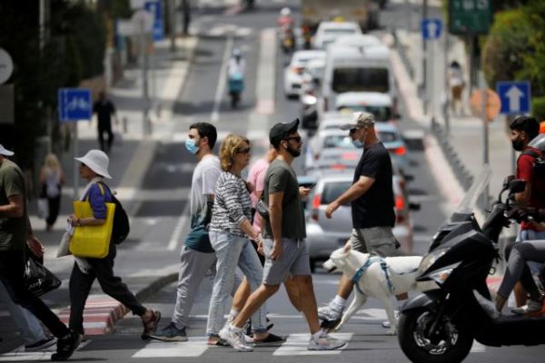 Ισραήλ: Επανέρχεται η μάσκα στους κλειστούς δημόσιους χώρους