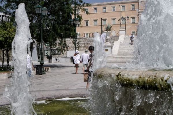 Κοροναϊός: Πότε έρχονται τα προνόμια για τους εμβολιασμένους – Τι εξετάζεται
