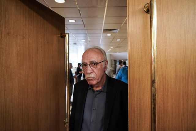 Βίτσας: Ας μας απαντήσει ο κόσμος… είστε μα@@κες και γι΄ αυτό δεν θέλουμε να γραφτούμε στις οργανώσεις σας