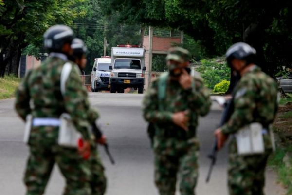 Κολομβία: Έκρηξη παγιδευμένου αυτοκινήτου σε στρατιωτική βάση – 36 τραυματίες