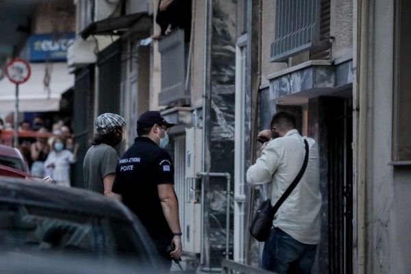 Πετράλωνα: Ο 35χρονος έκανε τον… επαίτη για να μην τον πιάσουν