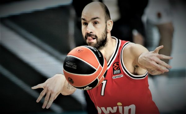 Σταμάτησε το μπάσκετ ο Σπανούλης