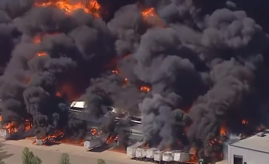Ιλινόι: Έκρηξη σε εργοστάσιο χημικών – Εκκένωση εκατοντάδων σπιτιών