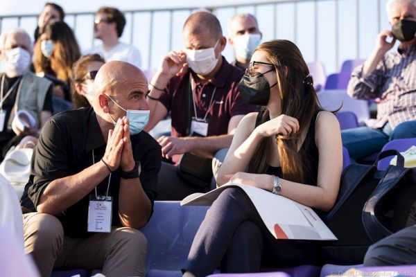 ΜέΡΑ25: Με ψηφοφορίες και ομιλία του Βαρουφάκη ολοκληρώνονται οι εργασίες του συνεδρίου