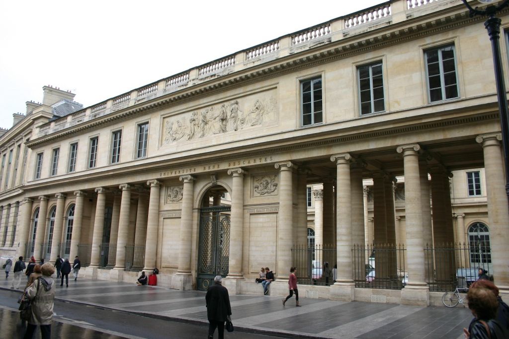 Γαλλία: Σκάνδαλο με δωρεά σωμάτων – Κατηγορείται ακαδημαϊκός