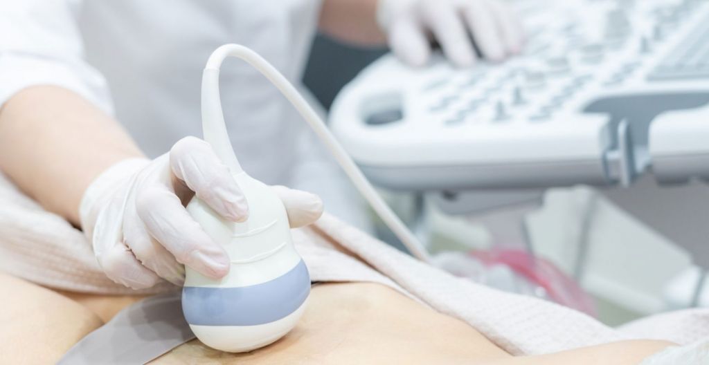 Ρόδος: Ελεύθερος με περιοριστικούς όρους ο γυναικολόγος που κατηγορείται για βιασμό ασθενών