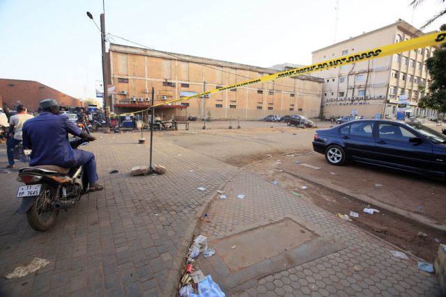 Αιματοχυσία στην Μπουρκίνα Φάσο: Σχεδόν 100 νεκροί σε ένοπλη επίθεση