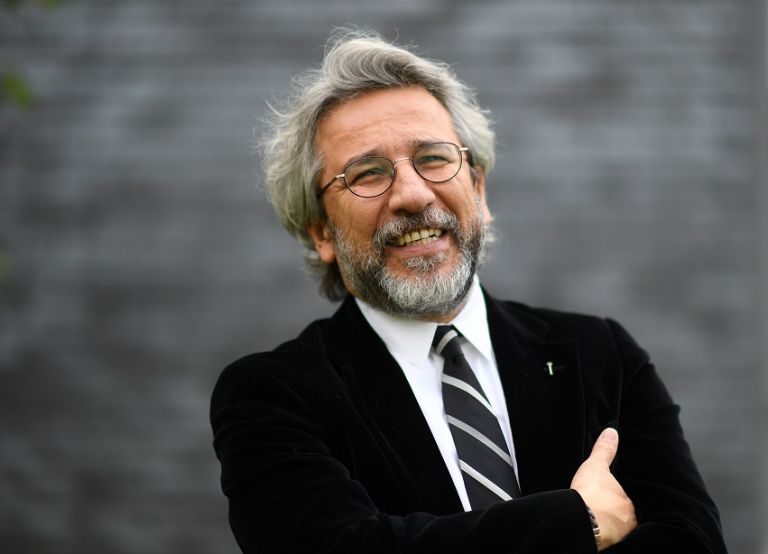 Τουρκία: Ο Ερντογάν ζητά από την Ιντερπόλ τη σύλληψη εξόριστου δημοσιογράφου