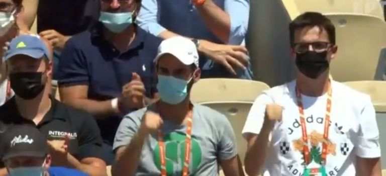 Ο πανηγυρισμός του Κωνσταντίνου Μητσοτάκη στο 1-0 της Σάκκαρη