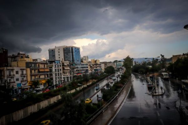 Καιρός – Δευτέρα: Βροχές με τοπικές χαλαζοπτώσεις – Πού θα σημειωθούν έντονα φαινόμενα