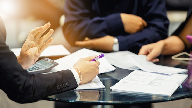 Γεωργιάδης: Λόγος απόλυσης η άρνηση εμβολιασμού, αλλά δεν θα νομοθετήσουμε σχετικά