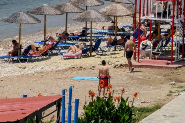 Κοροναϊός: Λιγότερα από τα μισά κρούσματα στην Αττική – Η κατανομή στο Λεκανοπέδιο