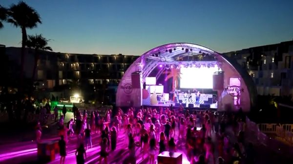 Κοροναϊός: Το πείραμα της Ίμπιζας – 1.400 άτομα διασκέδασαν και χόρεψαν «ελεύθεροι» σε νυχτερινό κλαμπ