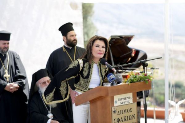 Γιάννα Αγγελοπούλου από την Κρήτη:  Η Ελλάδα έχει μοναδικά μυαλά και εκπαιδευτικά ιδρύματα