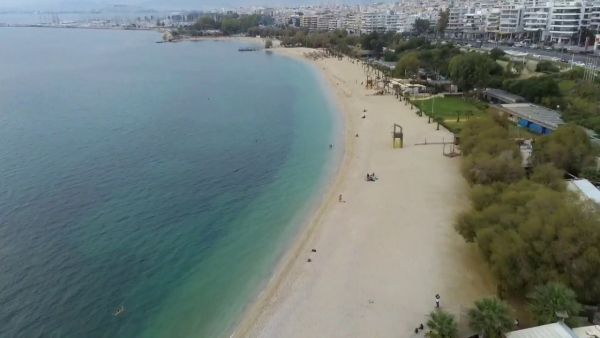 Άλιμος: Βρέθηκε πτώμα γυναίκας στη θάλασσα