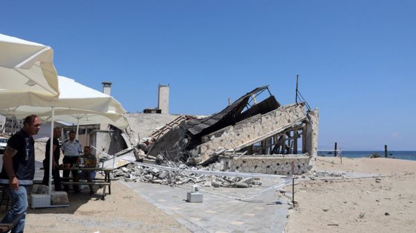 Τουρκία: Κόντρα στις αποφάσεις του ΟΗΕ ανοίγει την Αμμόχωστο – Φτιάχνει οργανωμένες παραλίες