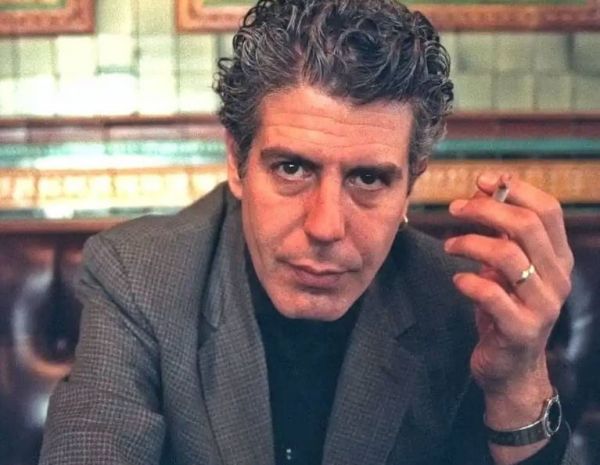 Άντονι Μπουρντέν: Προς ενοικίαση το θρυλικό διαμέρισμά του στην Ν.Υόρκη