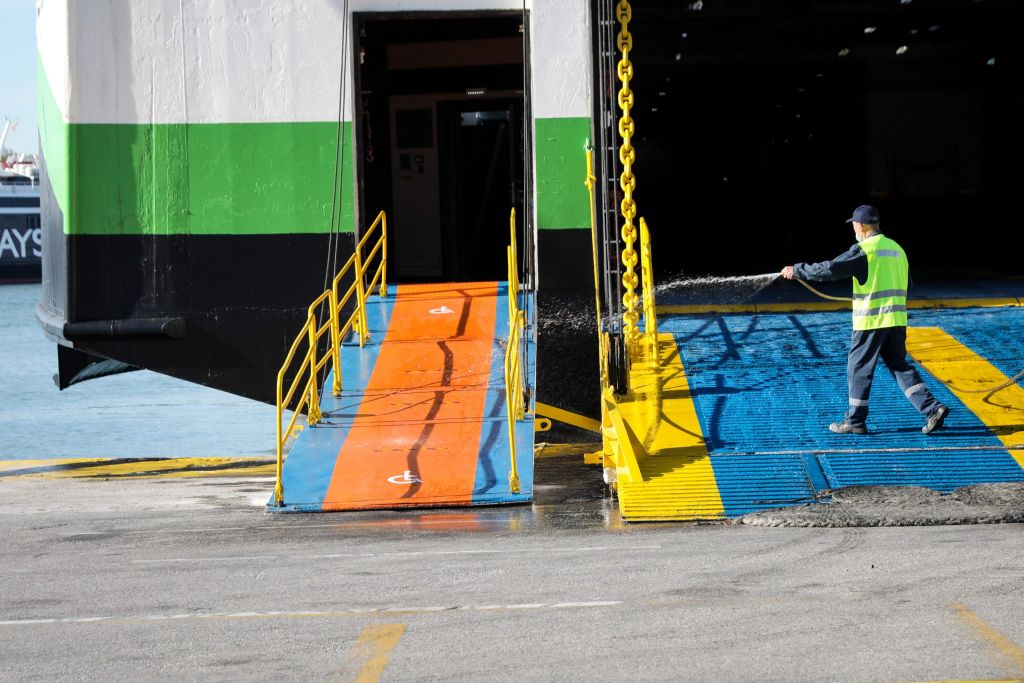 Seamens’ strike for Wed. ruled illegal