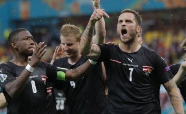 Euro 2020: Αυτή είναι η ποινή στον Αρναούτοβιτς για το «γ@@@ τη μάνα σου την Αλβανίδα»