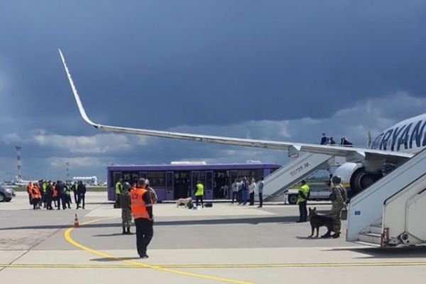 Λευκορωσία: NOTAM της Ελλάδας απαγορεύει τις αεροπορικές της χώρας να διέρχονται στον εναέριο χώρο της