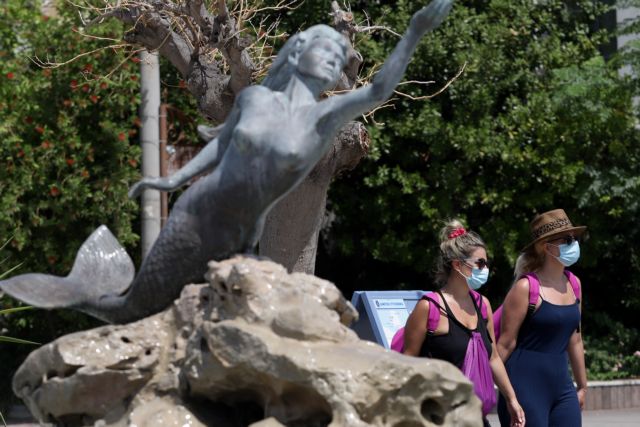 Καμπανάκι Βασιλακόπουλου: Μην αμελείτε τον εμβολιασμό – Αν συνεχίσουμε έτσι δεν θα φτάσουμε το 70% ανοσίας