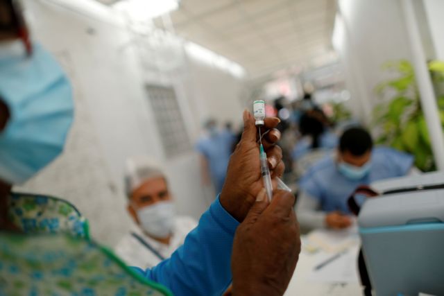Πατέντες εμβολίων: Την άρση τους ζητούν οι χώρες της Brics για να βοηθηθούν οι φτωχότεροι