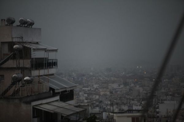 Πώς θα εξελιχθεί η κακοκαιρία – εξπρές τις επόμενες ώρες – Πού θα έχει βροχές και καταιγίδες
