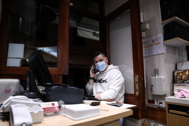 Σκέρτσος: Με εφαρμογή η είσοδος εμβολιασμένων στα καταστήματα