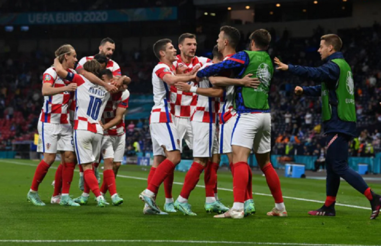 Κροατία – Σκωτία 3-1: Έργο τέχνης του Μόντριτς η πρόκριση των Κροατών – Δείτε τα γκολ