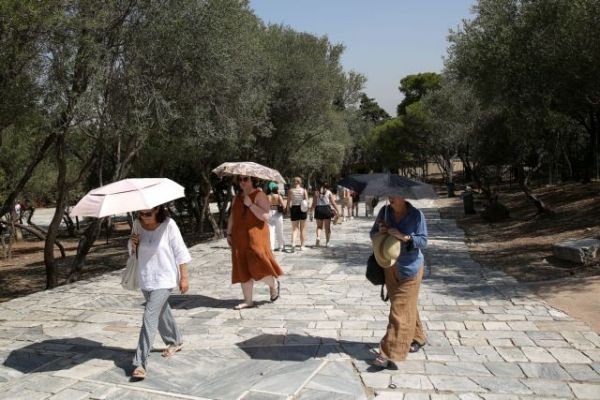 Κοροναϊός: Πώς η παραλλαγή Δέλτα προκάλεσε ρωγμές στα τείχη ανοσίας