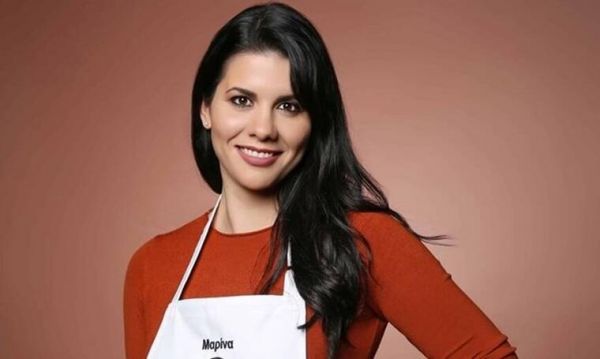 MasterChef: Η Μαρίνα όπως δεν την έχετε ξαναδεί – Πόζες με μαγιό και κόκκινα μαλλιά