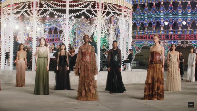 Ακρόπολη: Ξεκινά αύριο η φωτογράφιση του οίκου Dior στον Παρθενώνα