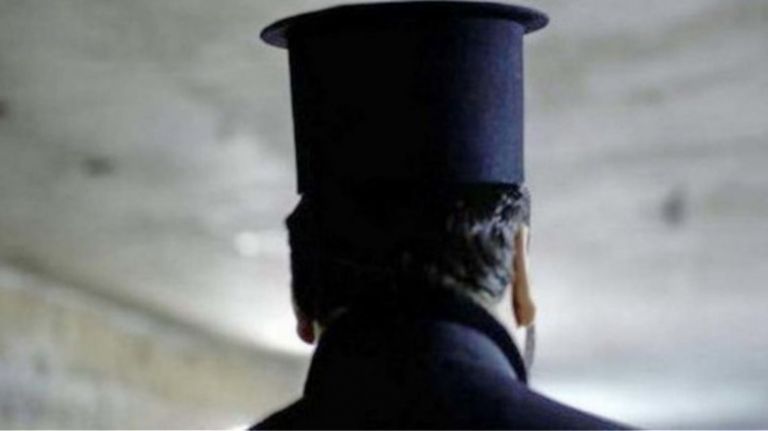 Αγρίνιο: Συνελήφθη ιερέας για βιασμούς δύο ανήλικων κοριτσιών και πορνογραφία