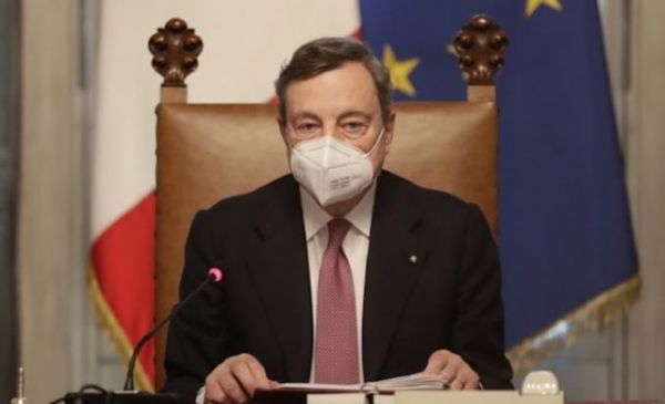 Ιταλία: Αλαλούμ με το AstraZeneca – Κλείνουν εμβολιαστικά κέντρα