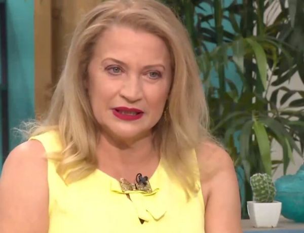 Ελένη Κρίτα: Λύγισε στον «αέρα» – Οι απώλειες που την κλόνισαν