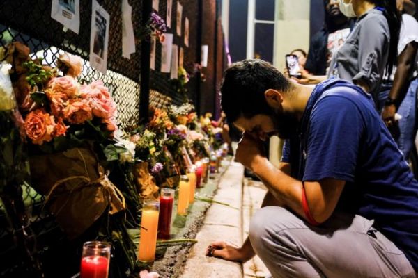 Φλόριντα: Μάχη με το χρόνο για να βρεθούν επιζώντες στο κτίριο που κατέρρευσε