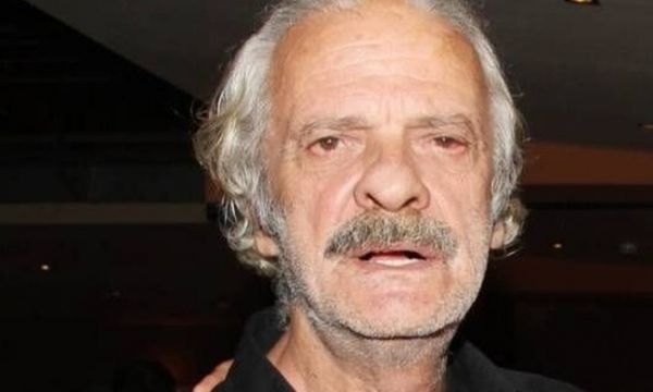 Σπύρος Φωκάς: Κρίσιμες ώρες για τον ηθοποιό – Ελπίζουν σε ένα θαύμα