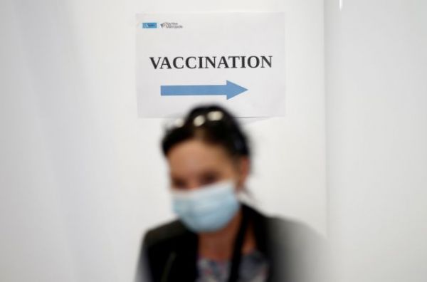 Γαλλία: Πάνω από 30 εκατ. κάτοικοι έκαναν την πρώτη δόση