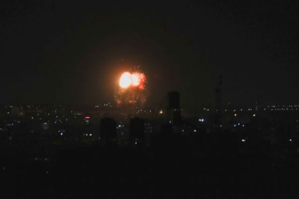 Λωρίδα της Γάζας: Νέοι βομβαρδισμοί του Ισραήλ – «Ετοιμαστείτε και για νέο πόλεμο»