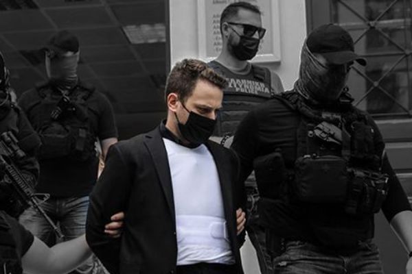 Γλυκά Νερά: Γιατί χρειάστηκαν 37 ημέρες να βρεθεί ο δολοφόνος της Καρολάιν – Ποιοι έπεσαν στην παγίδα του πιλότου