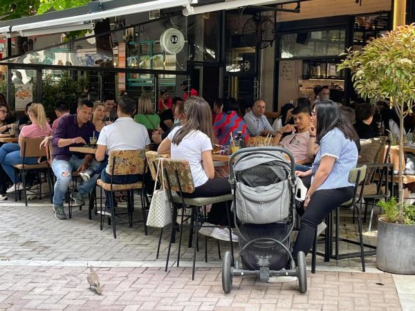Τέλος το mute στην εστίαση  – Τι αλλάζει στη ζωή μας από σήμερα Σάββατο – Πότε θα αρθούν και τα τελευταία μέτρα του lockdown