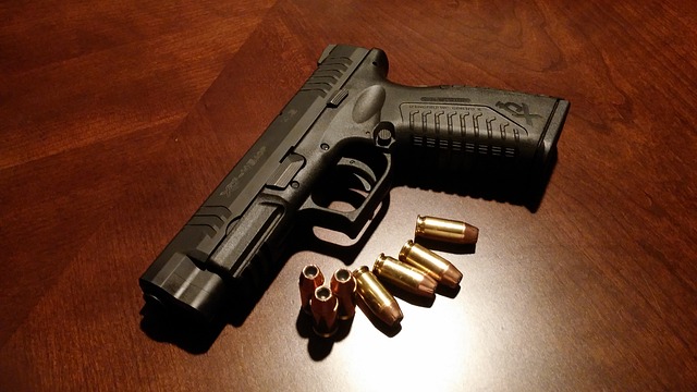 Οργανωμένο έγκλημα: «Τα πιστόλια κυκλοφορούν ελεύθερα - 5.000 ευρώ η αμοιβή για φόνο»