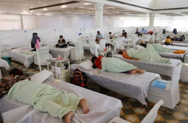 Ινδία: 2.900 θάνατοι και πάνω από 134.000 κρούσματα κοροναϊού σε 24 ώρες