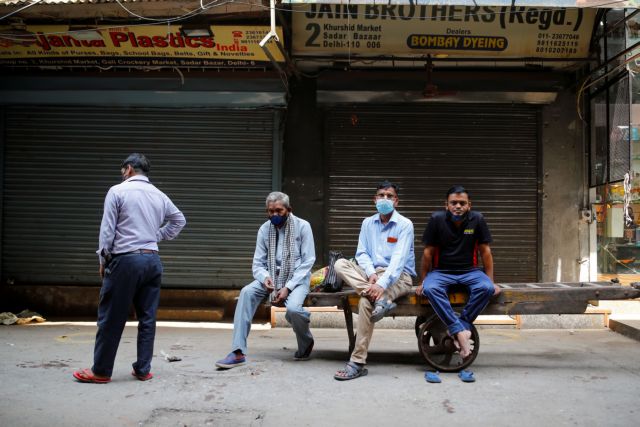 Ινδία: Ξεπέρασαν τους 350.000 οι θάνατοι από κοροναϊό – Τα κρούσματα έφθασαν τα 29 εκατ.