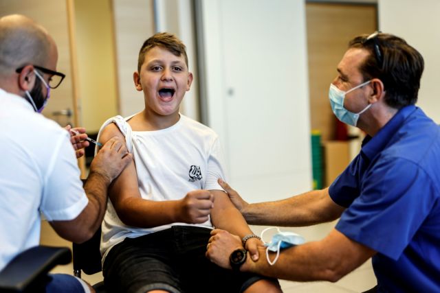 Ισραήλ: Οι αρχές καλούν τους έφηβους ηλικίας 12 με 15 ετών να εμβολιαστούν
